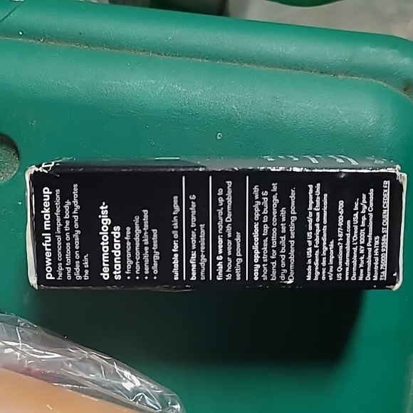 dermablend pro foundation nib/ - Picture 2 of 5